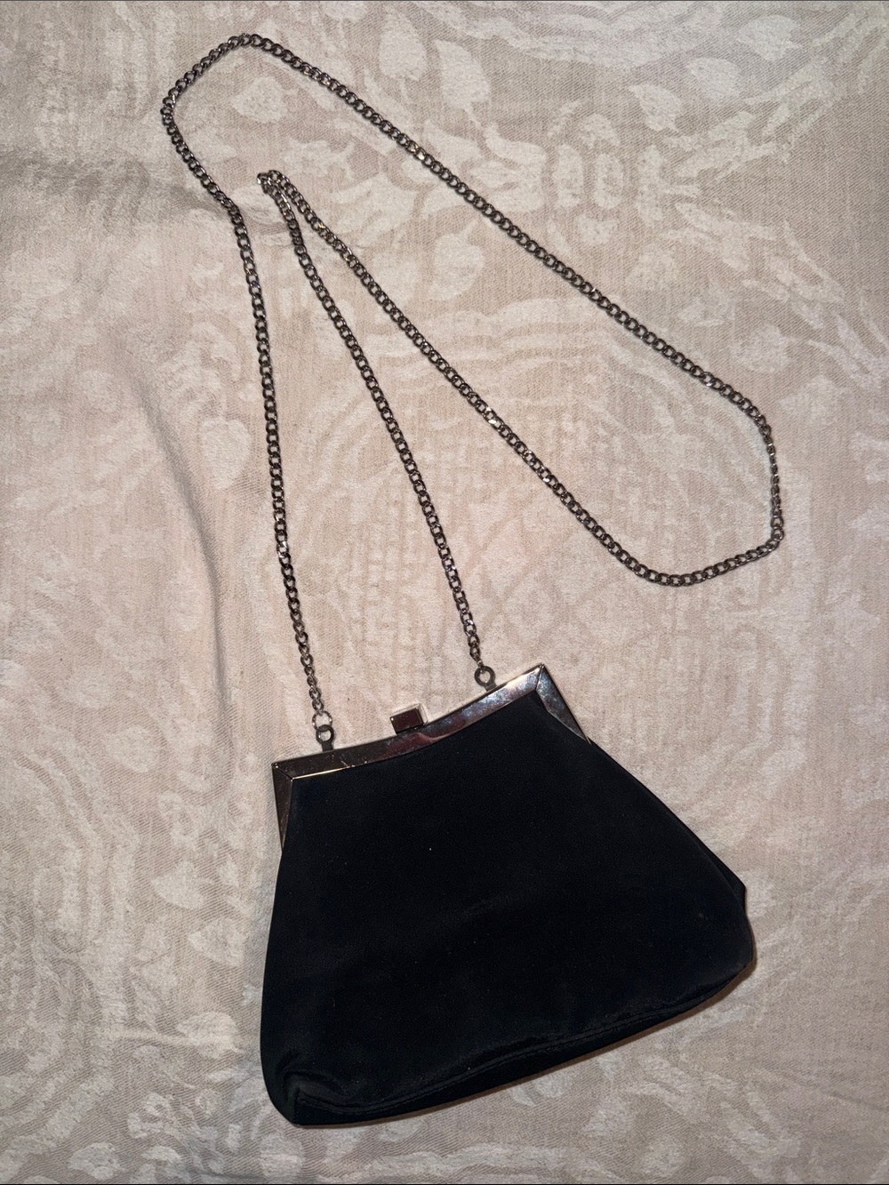 LC Lauren Conrad Black Evening Clutch with Chain - Picture 1 of 5